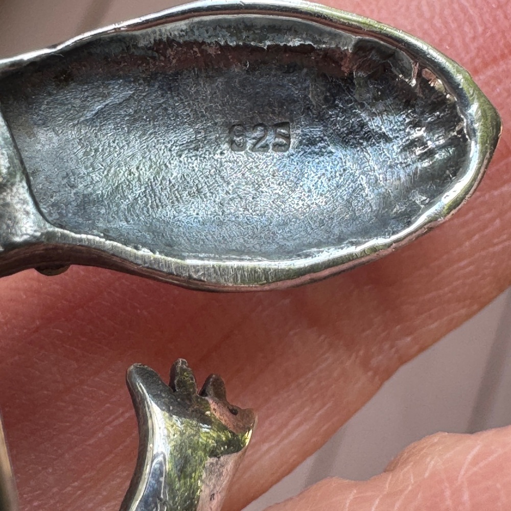 5.5” Silver Lizard Brooch with Marcacites - Picture 5 of 15